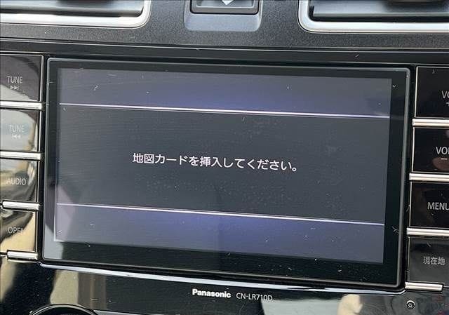 cn-lr710d-connectivity-ports-closeup CN-LR710D sd 9-inch Android 12 car stereo with floating display and premium finish