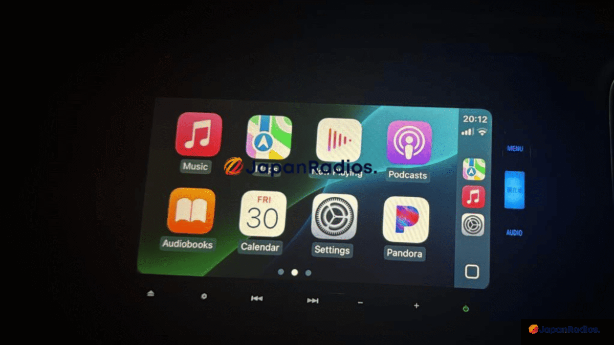Honda VXM-185VFi SD card fixed by JapanRadios with Apple CarPlay fully functional on dashboard display